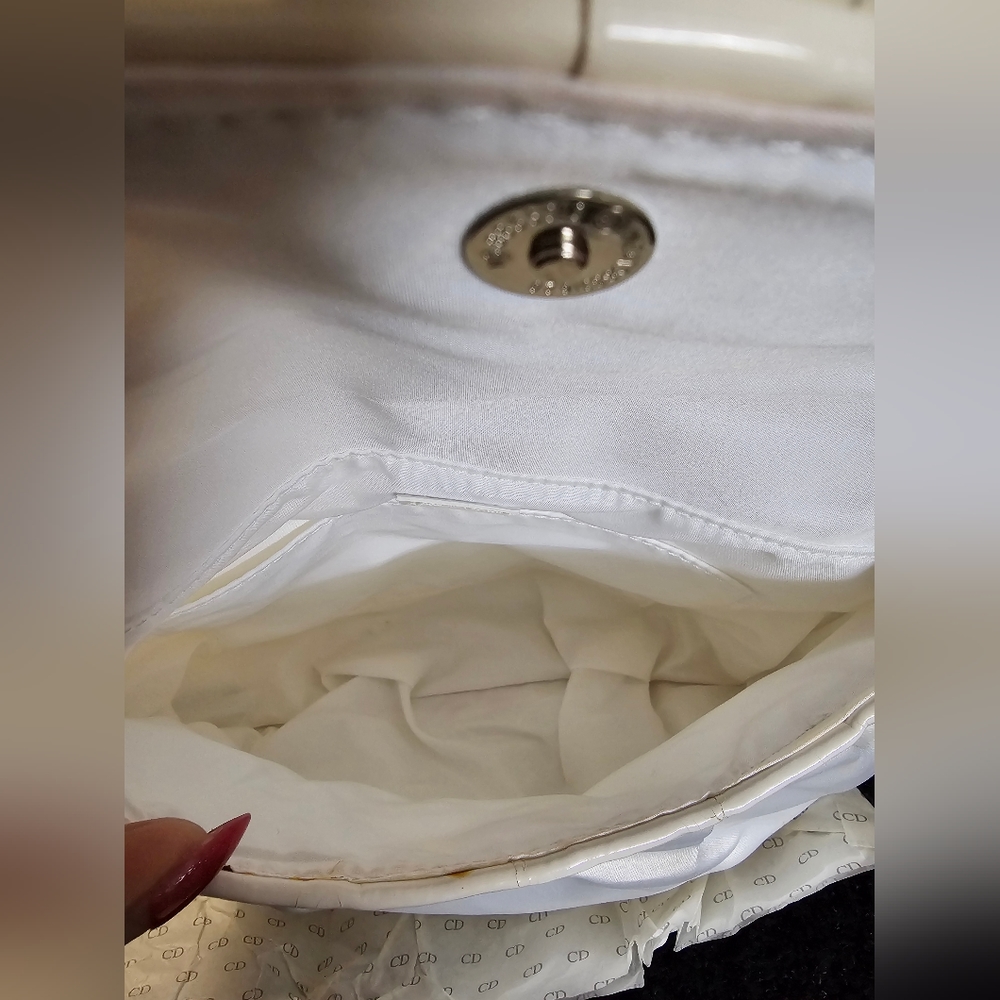 Dior Parfums White Satin Makeup Purse EUC - Picture 11 of 14